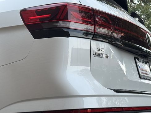 New 2026 Volkswagen Atlas Peak Edition AWD/4WD image 29