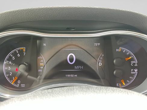 Used 2018 Jeep Grand Cherokee Limited AWD/4WD image 30