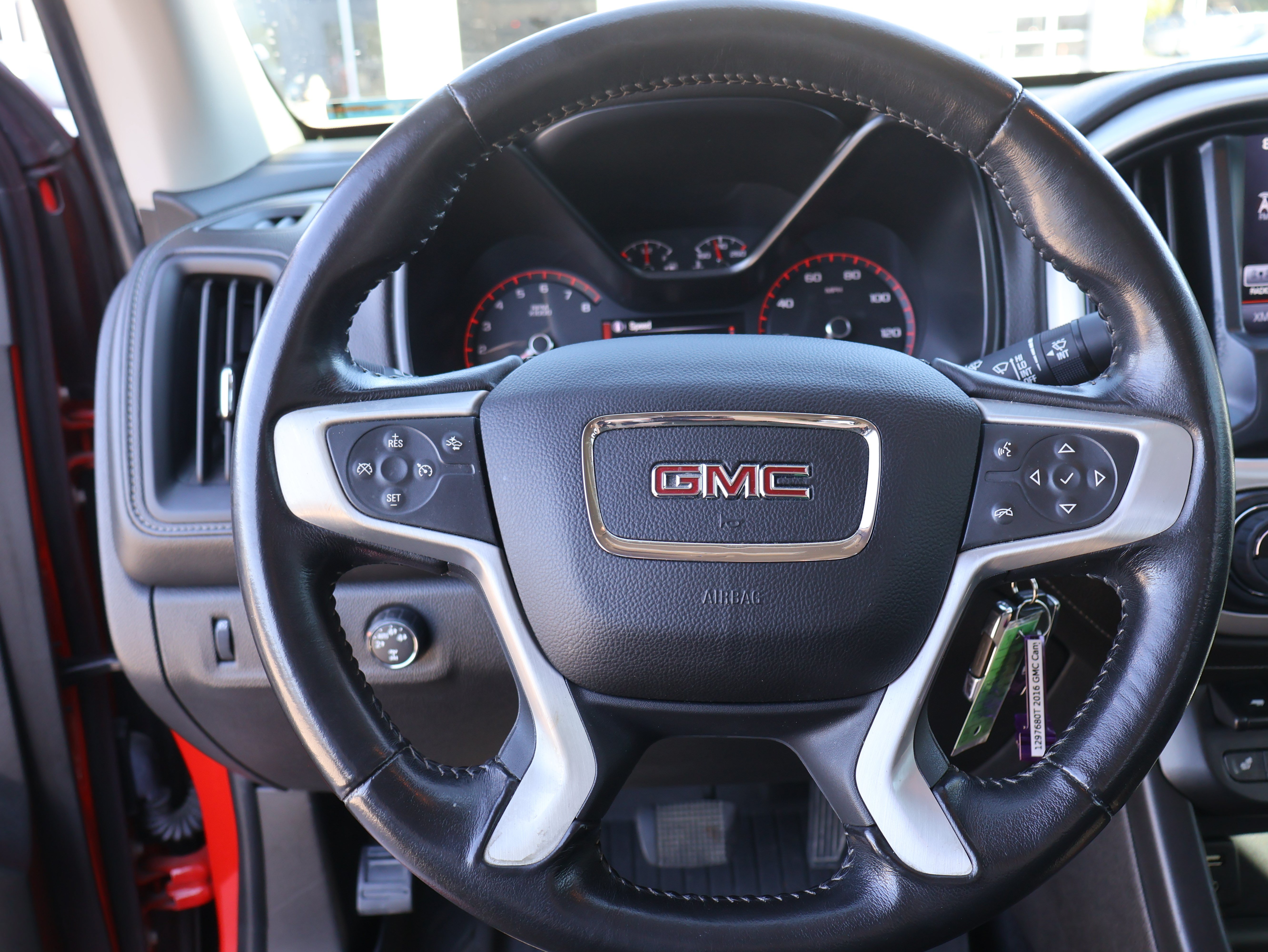 Used 2016 GMC Canyon SLT w/ Driver Alert Package AWD/4WD image 28