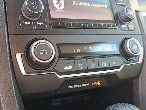 Used 2019 Honda Civic LX image 22