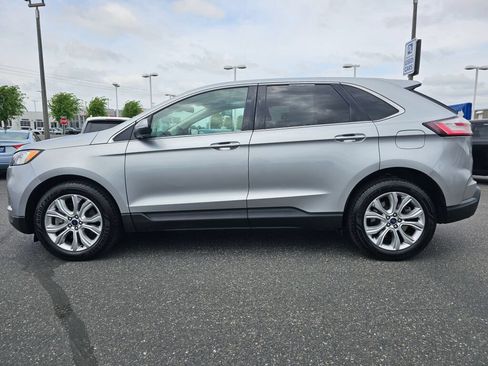 Used 2022 Ford Edge Titanium AWD/4WD image 4