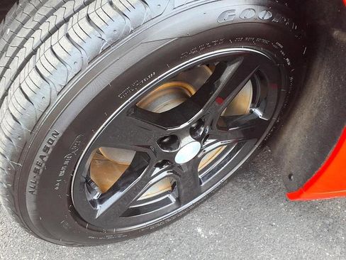 Used 2019 Chevrolet Camaro LT image 10