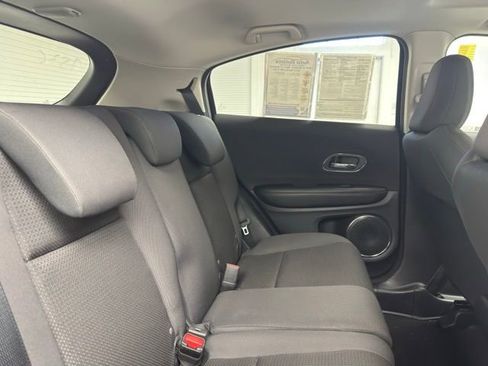 Used 2022 Honda HR-V EX image 14