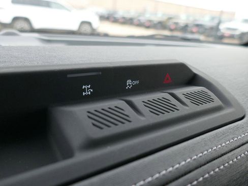New 2026 Ford Bronco Outer Banks AWD/4WD image 21
