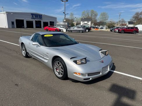 Used 2002 Chevrolet Corvette Z06 image 3