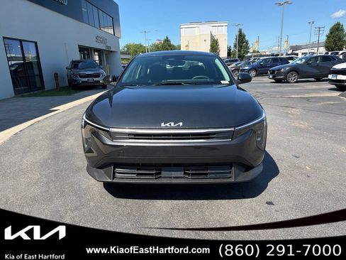 New 2026 Kia K4 FWD image 4