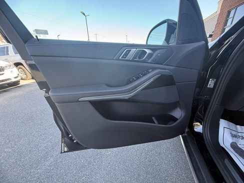 Used 2019 BMW X5 xDrive40i image 17