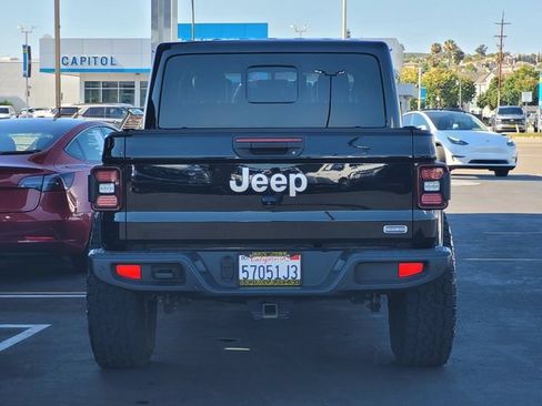 Used 2021 Jeep Gladiator Overland w/ Popular Equipment Package AWD/4WD image 5