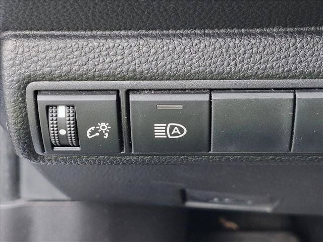 Used 2022 Toyota Corolla LE FWD image 7