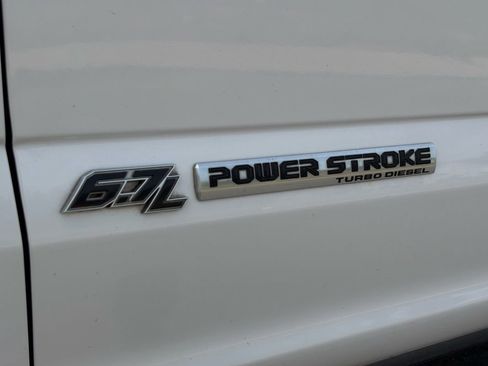 Used 2019 Ford F350 King Ranch w/ King Ranch Ultimate Package AWD/4WD image 11