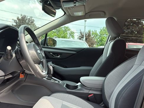 Certified 2025 Subaru Outback Premium AWD/4WD image 12