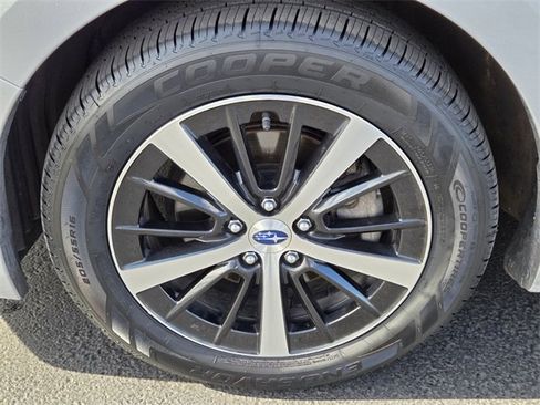 Used 2023 Subaru Impreza Premium image 8