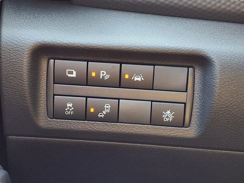Used 2025 Nissan Kicks Play S FWD image 17