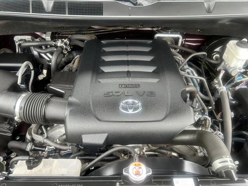 Used 2019 Toyota Sequoia Platinum AWD/4WD image 21