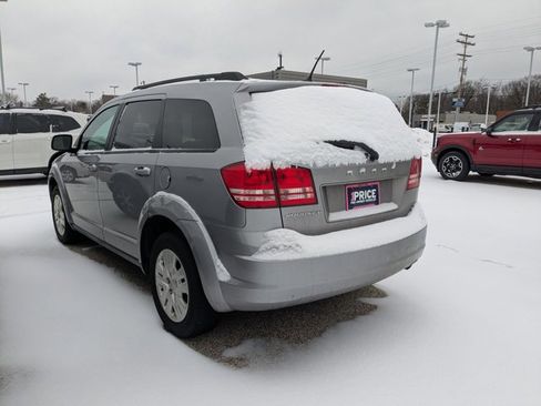 Used 2017 Dodge Journey SE image 7