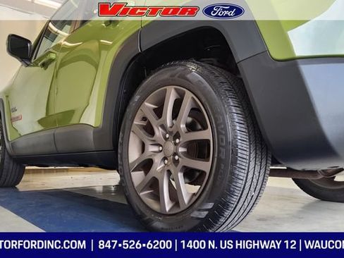 Used 2016 Jeep Renegade 75th Anniversary FWD image 7