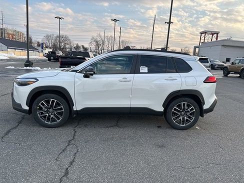 New 2026 Toyota Corolla Cross XLE image 2