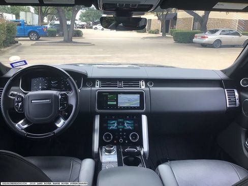 Used 2019 Land Rover Range Rover Supercharged AWD/4WD image 12