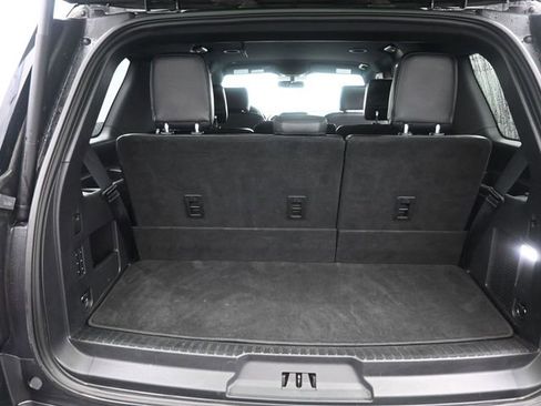 Used 2019 Ford Expedition XLT w/ Equipment Group 202A image 6