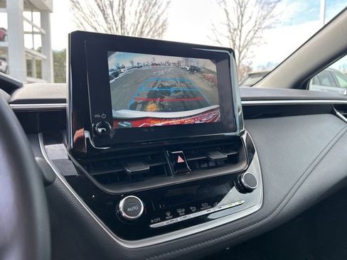 Used 2025 Toyota Corolla SE image 22