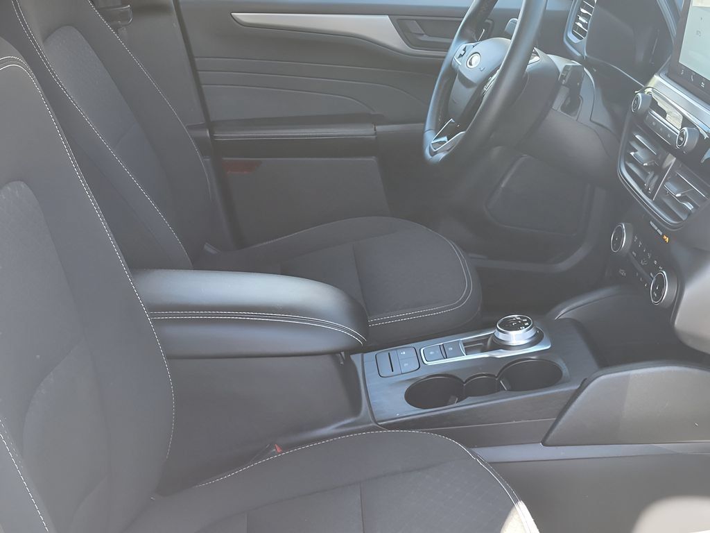 Used 2024 Ford Escape Active w/ Cold Weather Package FWD image 11