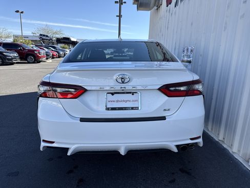 Used 2023 Toyota Camry SE w/ Convenience Package image 6