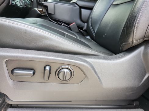 Used 2019 Chevrolet Silverado 1500 LT w/ All-Star Edition AWD/4WD image 14