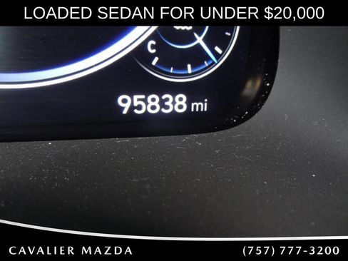 Used 2021 Hyundai Sonata Limited w/ Preferred Accessory Package FWD image 26