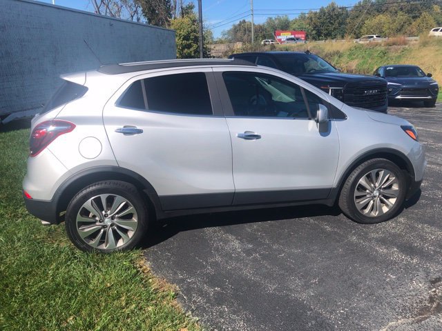 Used 2020 Buick Encore Preferred w/ Safety Package FWD image 4