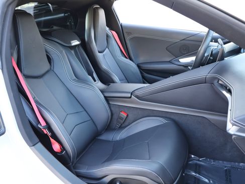 Used 2022 Chevrolet Corvette Stingray Coupe w/ 1LT image 16