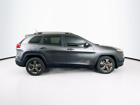 Used 2016 Jeep Cherokee 75th Anniversary FWD image 10
