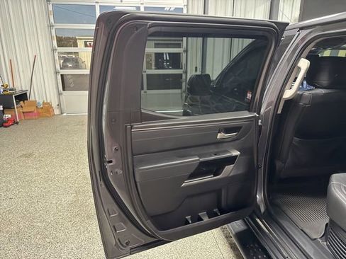 Used 2023 Toyota Tundra Limited w/ Power Package AWD/4WD image 16