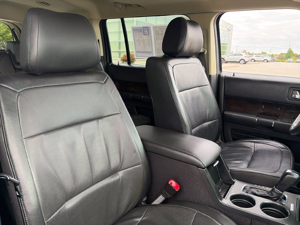 Used 2018 Ford Flex Limited AWD/4WD image 14