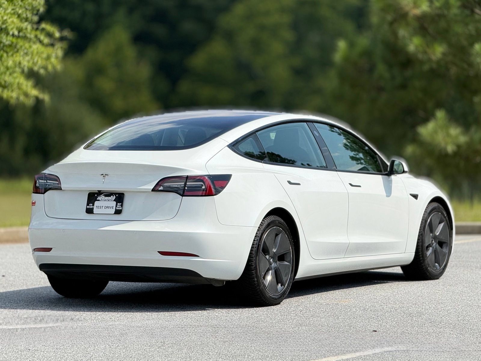 Used 2021 Tesla Model 3 Standard Range Plus RWD image 11