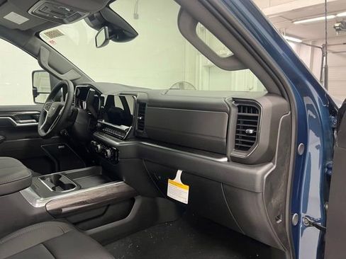 New 2026 Chevrolet Silverado 3500 LTZ w/ LTZ Plus Package AWD/4WD image 25
