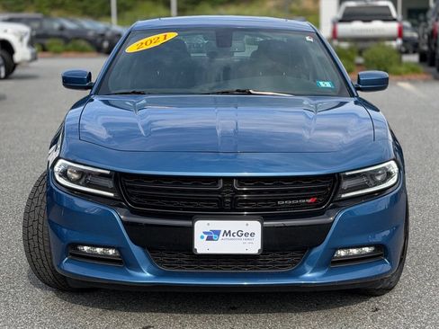 Used 2021 Dodge Charger SXT w/ Driver Convenience Group AWD/4WD image 2