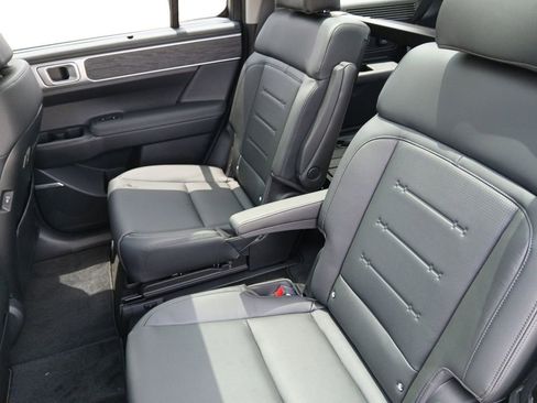 New 2026 Hyundai Santa Fe Limited FWD image 13