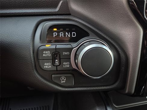 New 2026 RAM 1500 Big Horn AWD/4WD image 24
