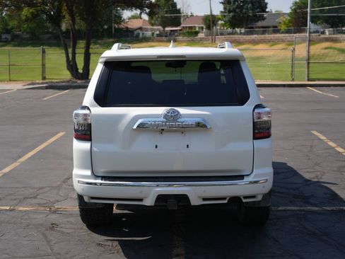Used 2023 Toyota 4Runner Limited AWD/4WD image 4