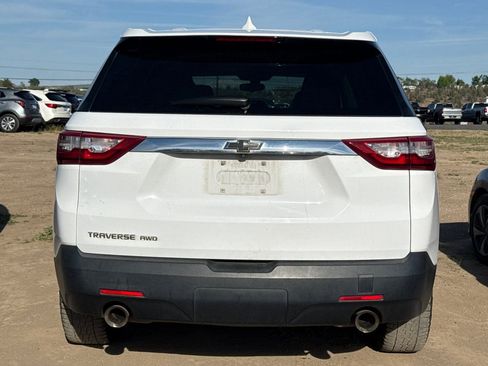 Used 2021 Chevrolet Traverse LS AWD/4WD image 5