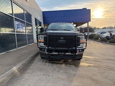 Used 2023 Ford F350 XL w/ FX4 Off-Road Package image 3