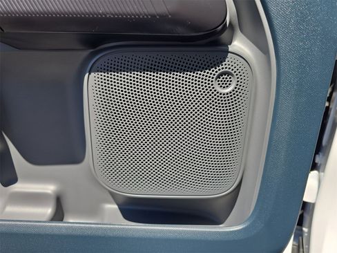 New 2025 Ford Maverick XLT w/ XLT Luxury Package image 15