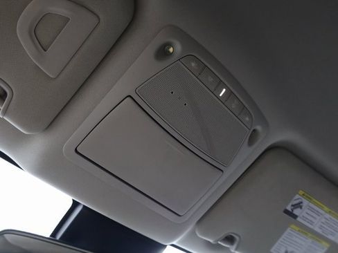 Used 2020 Nissan Rogue SV w/ Premium Package image 24