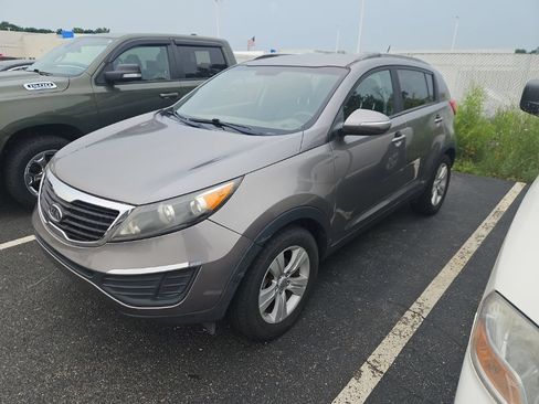 Used 2011 Kia Sportage LX w/ Convenience Pkg FWD image 1
