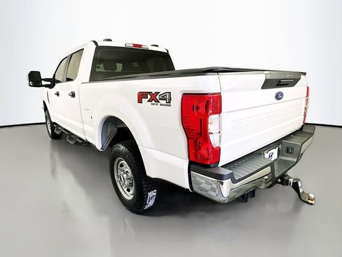 Used 2022 Ford F250 XL w/ Power Equipment Group image 7