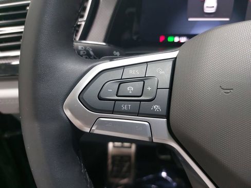 Used 2024 Volkswagen Atlas Peak Edition SEL image 19