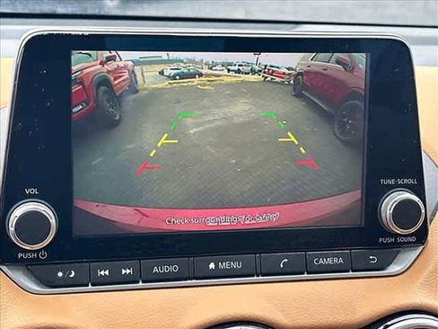 Used 2023 Nissan Sentra SV w/ SV Premium Package image 20