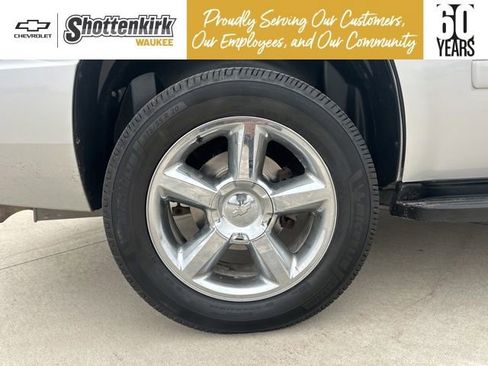 Used 2013 Chevrolet Tahoe LTZ image 10