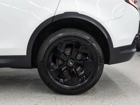 Used 2022 Land Rover Discovery Sport SE image 35