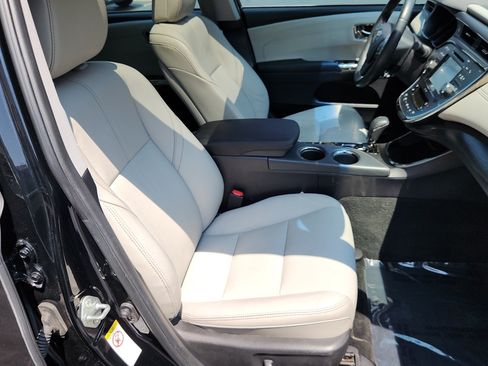 Used 2018 Toyota Avalon XLE Premium w/ Protection Package FWD image 27
